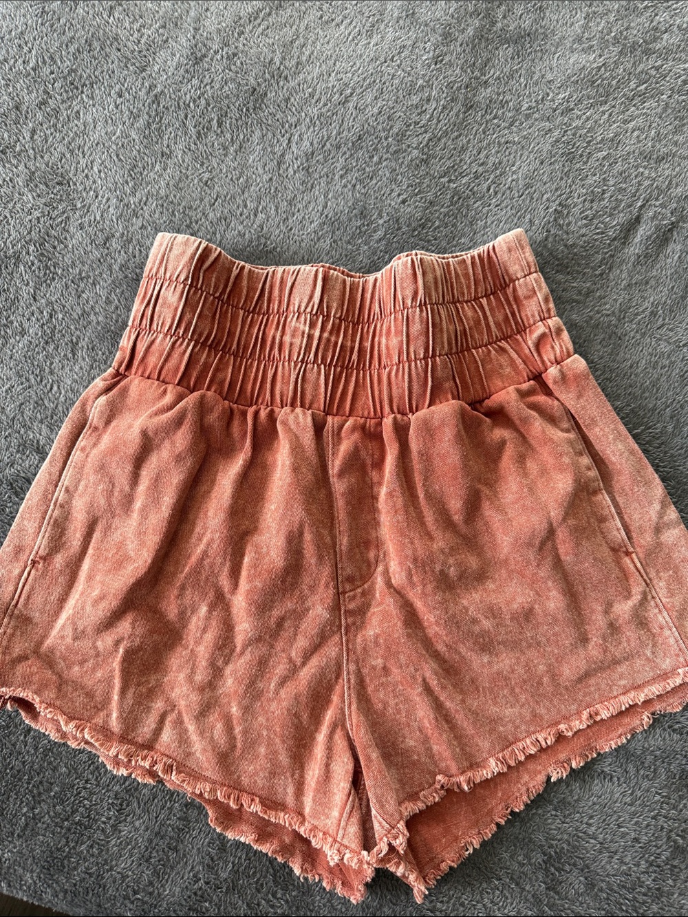 Smocked High-Waist Rust Pink Shorts with Frayed Hem